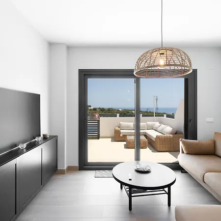 بيت للعطل Aloe, 3 Bedroom Townhouse نيرخا